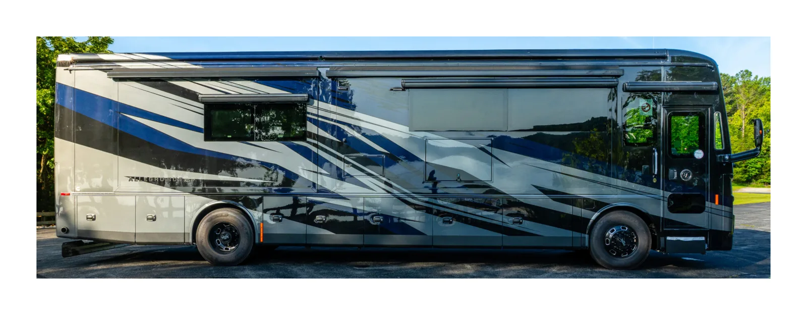 2027 Tiffin Allegro Bus 40IP